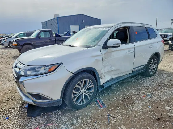 2017 Mitsubishi Outlander SE