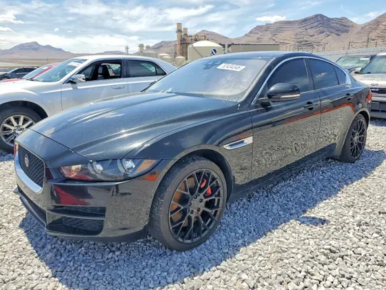 2017 Jaguar XE 35t Premium