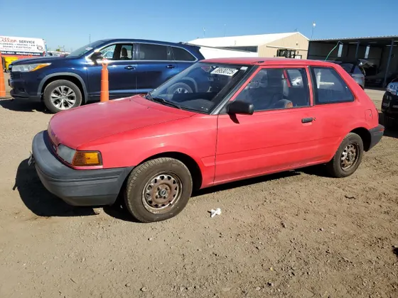 1991 Mazda 323