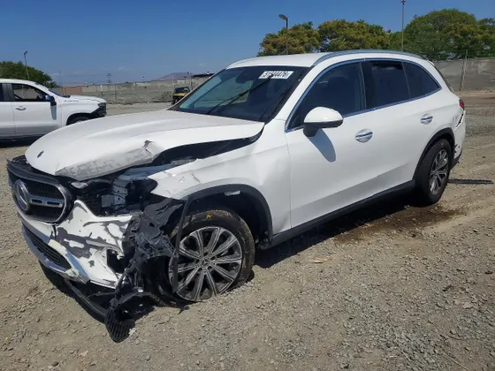2024 Mercedes-Benz GLC GLC 300