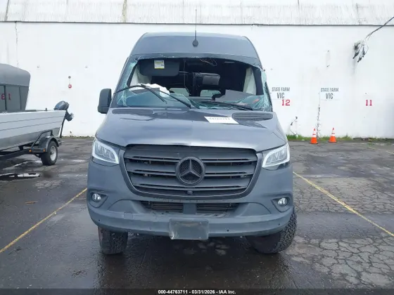 2021 Freightliner SPRINTER STANDARD ROOF V6
