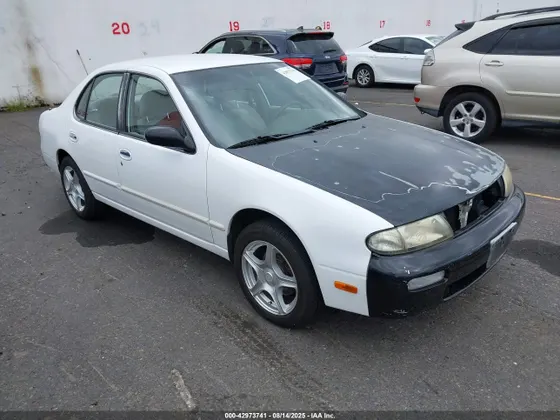 1996 Nissan Altima XE