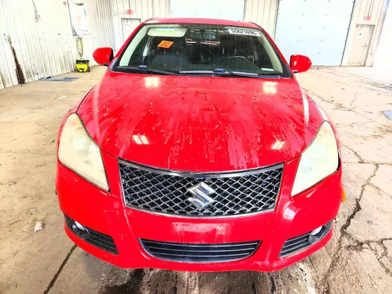 2010 Suzuki Kizashi GTS