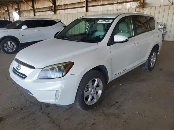 2013 Toyota RAV4 EV