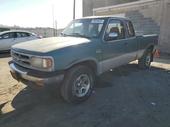 1994 Mazda B-Series 4WD Truck LE