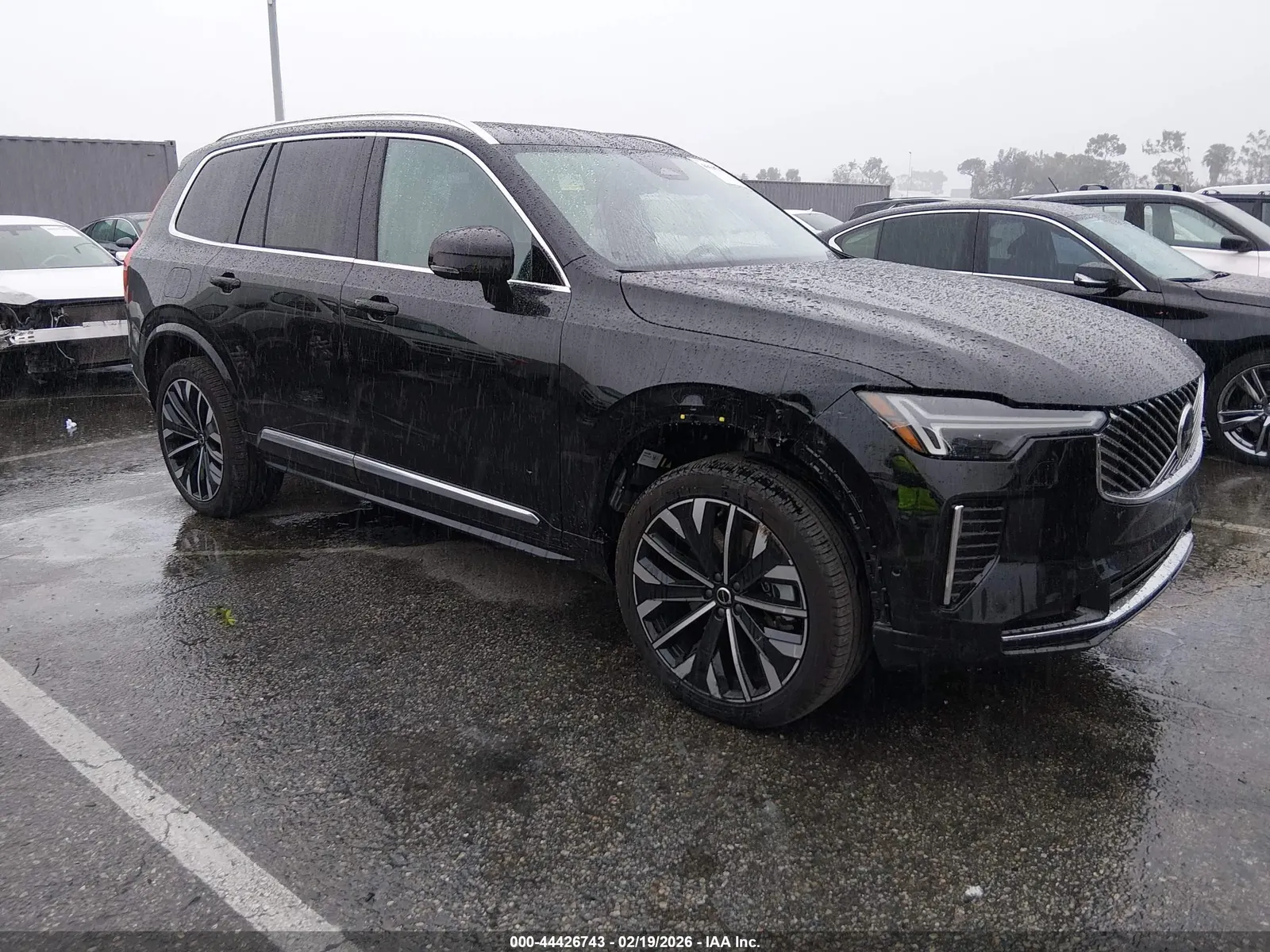 2025 Volvo XC90 Plug-In Hybrid Plus