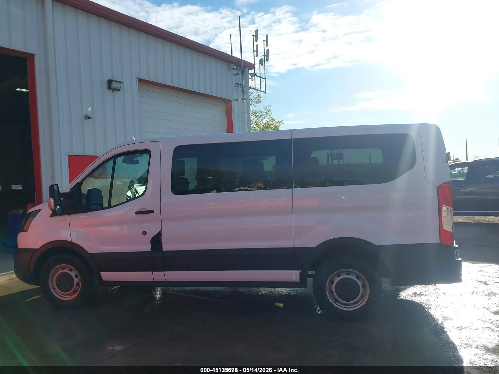 2020 Ford Transit Passenger Wagon XL