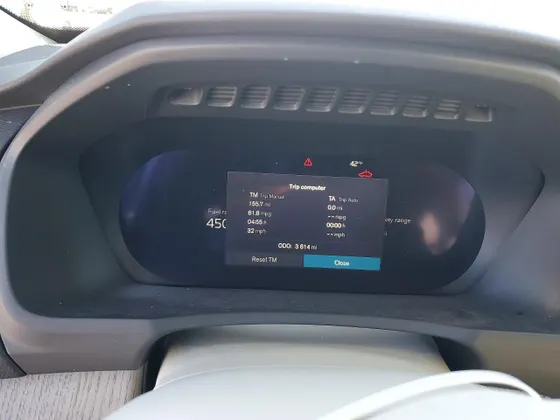 2025 Volvo XC90 Plug-In Hybrid Plus