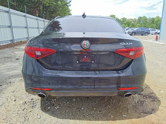 2018 Alfa Romeo Giulia