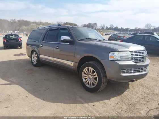 2012 Lincoln Navigator L