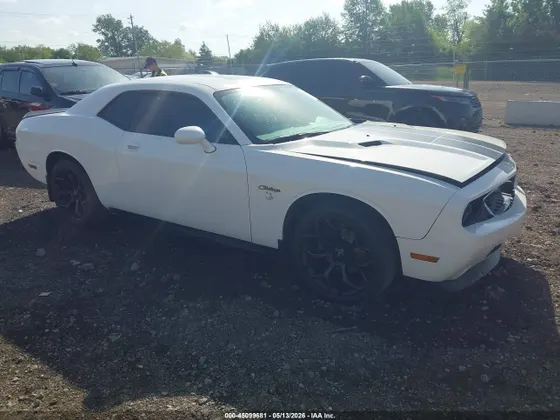 2009 Dodge Challenger SE
