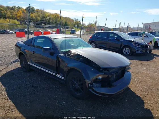 2008 Ford Mustang Deluxe