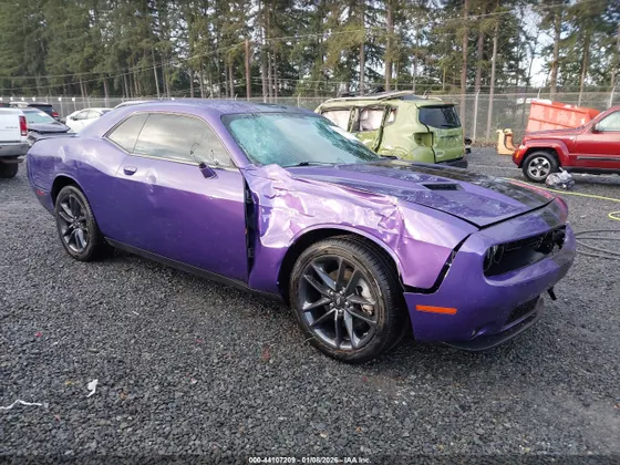 2023 Dodge Challenger SXT