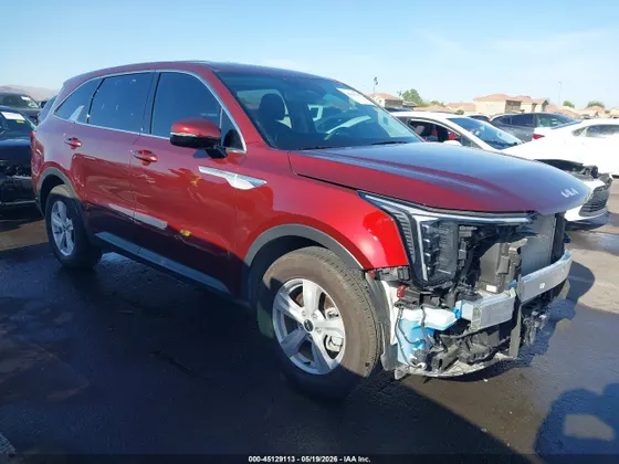 2025 Kia Sorento LX