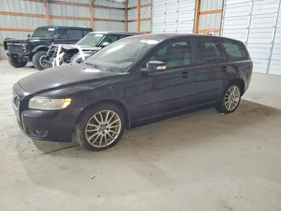 2010 Volvo V50 2.4I