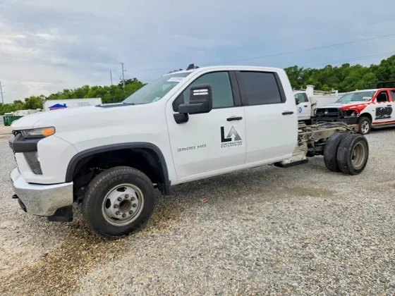 2021 Chevrolet Silverado 3500HD CC Work Truck