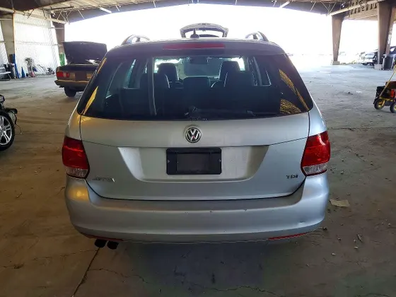 2011 Volkswagen Jetta SportWagen TDI