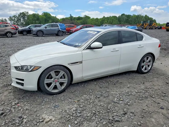 2017 Jaguar XE 25t Prestige