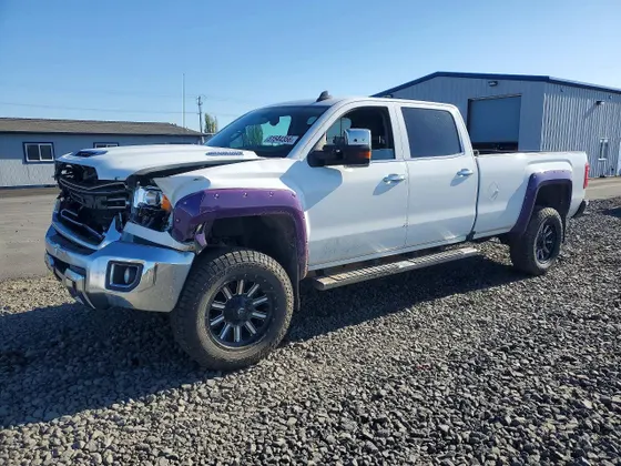 2018 GMC Sierra 2500HD SLT