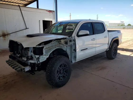 2021 Toyota Tacoma 4WD SR