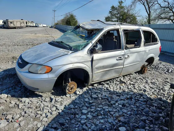 2003 Chrysler Town & Country LX