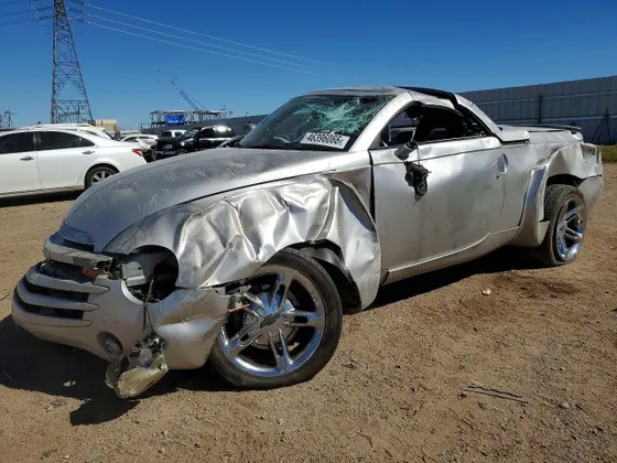 2004 Chevrolet SSR LS