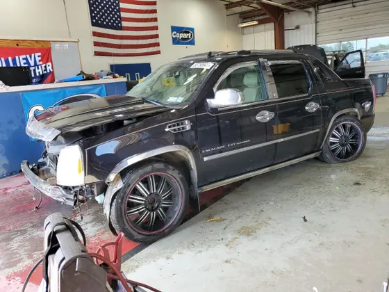 2011 Cadillac Escalade EXT Premium
