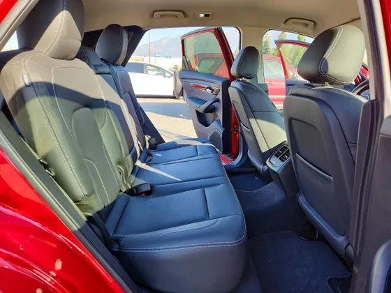 2024 VinFast VF 8 Eco