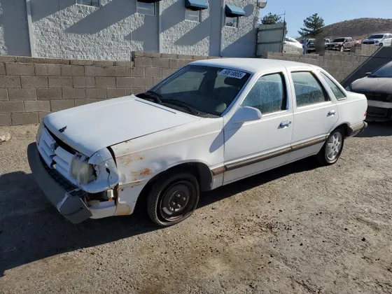 1986 Ford Tempo GL