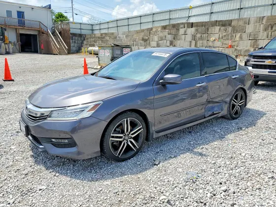 2017 Honda Accord Sedan Touring