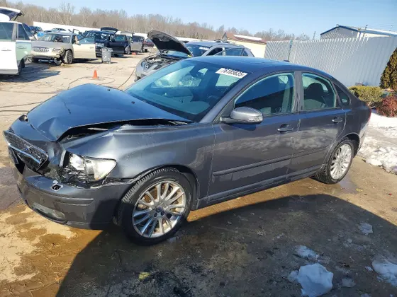 2010 Volvo S40