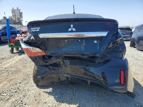 2022 Mitsubishi Mirage G4 ES