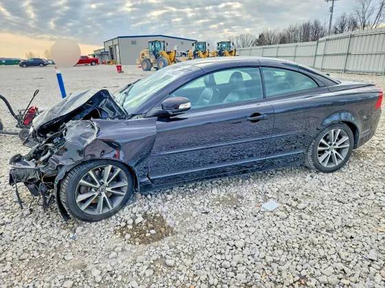 2012 Volvo C70 T5