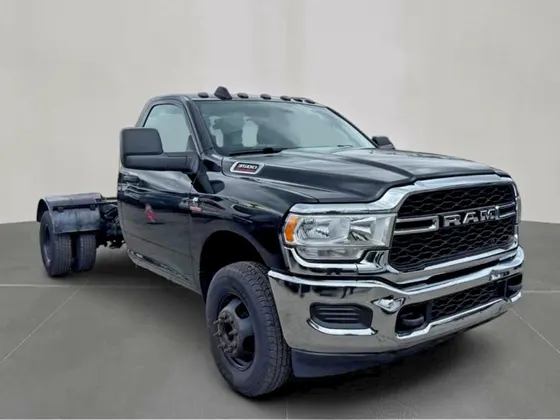 2023 Ram 3500 Chassis Cab Tradesman