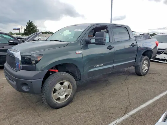 2008 Toyota Tundra 4WD Truck SR5