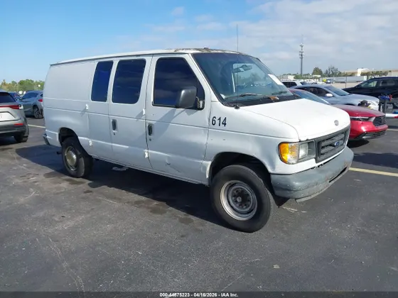 2001 Ford Econoline Cargo Van COMMERCIAL