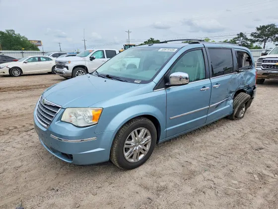 2009 Chrysler Town & Country Limited