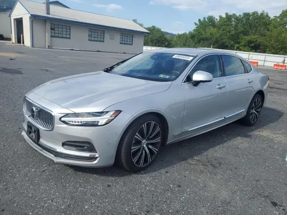 2023 Volvo S90 Plus