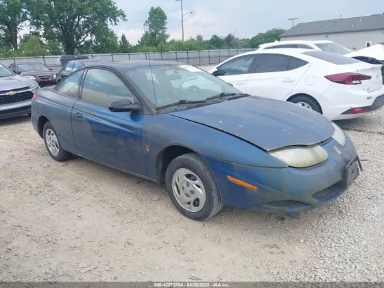2002 Saturn SC SC1