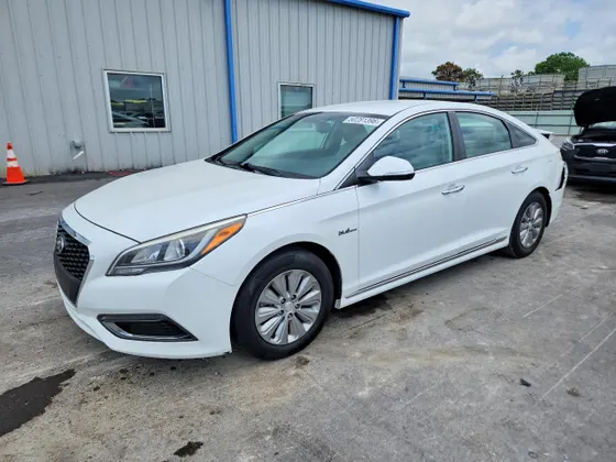 2016 Hyundai Sonata Hybrid SE