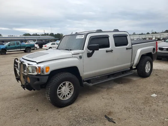 2010 HUMMER H3T
