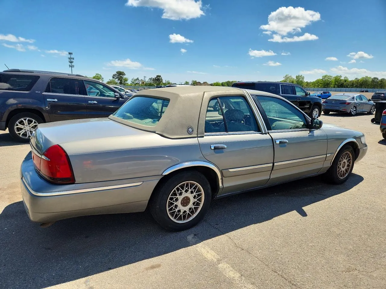 2000 Mercury Grand Marquis GS