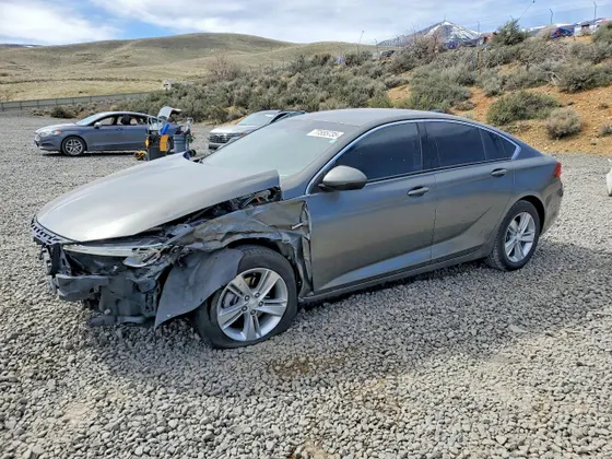 2019 Buick Regal Sportback Preferred