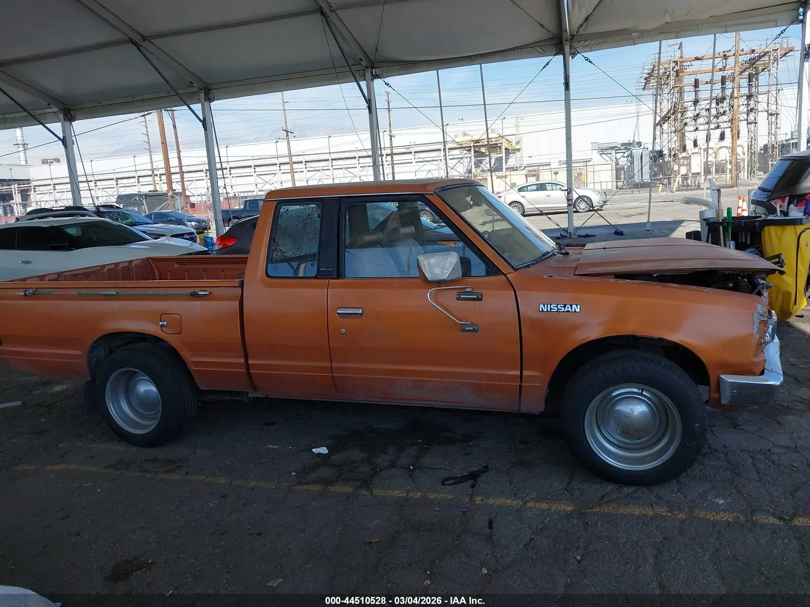 1984 Datsun 720 KING CAB