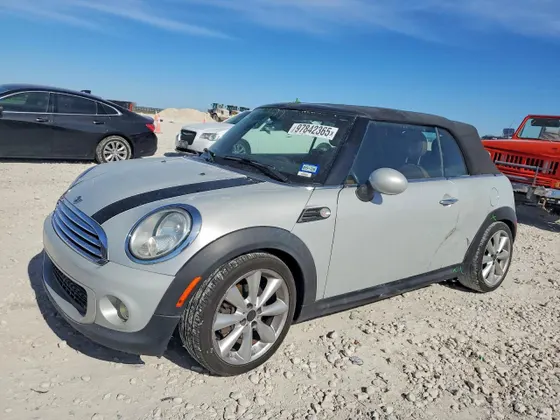 2015 MINI Cooper Convertible COOPER