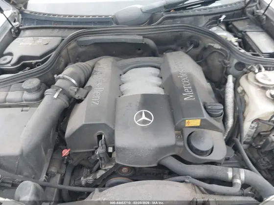 2000 Mercedes-Benz CLK-Class
