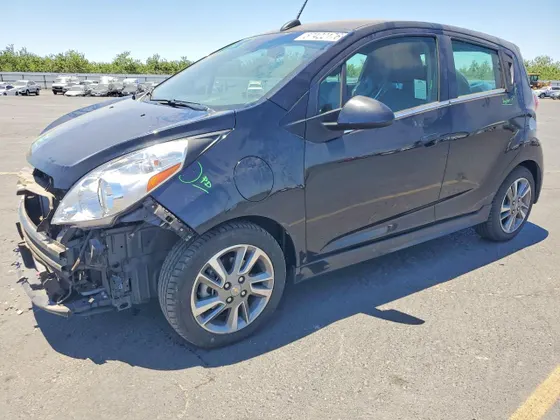 2016 Chevrolet Spark EV LT