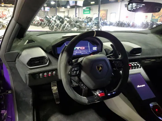 2023 Lamborghini Huracan STO STO