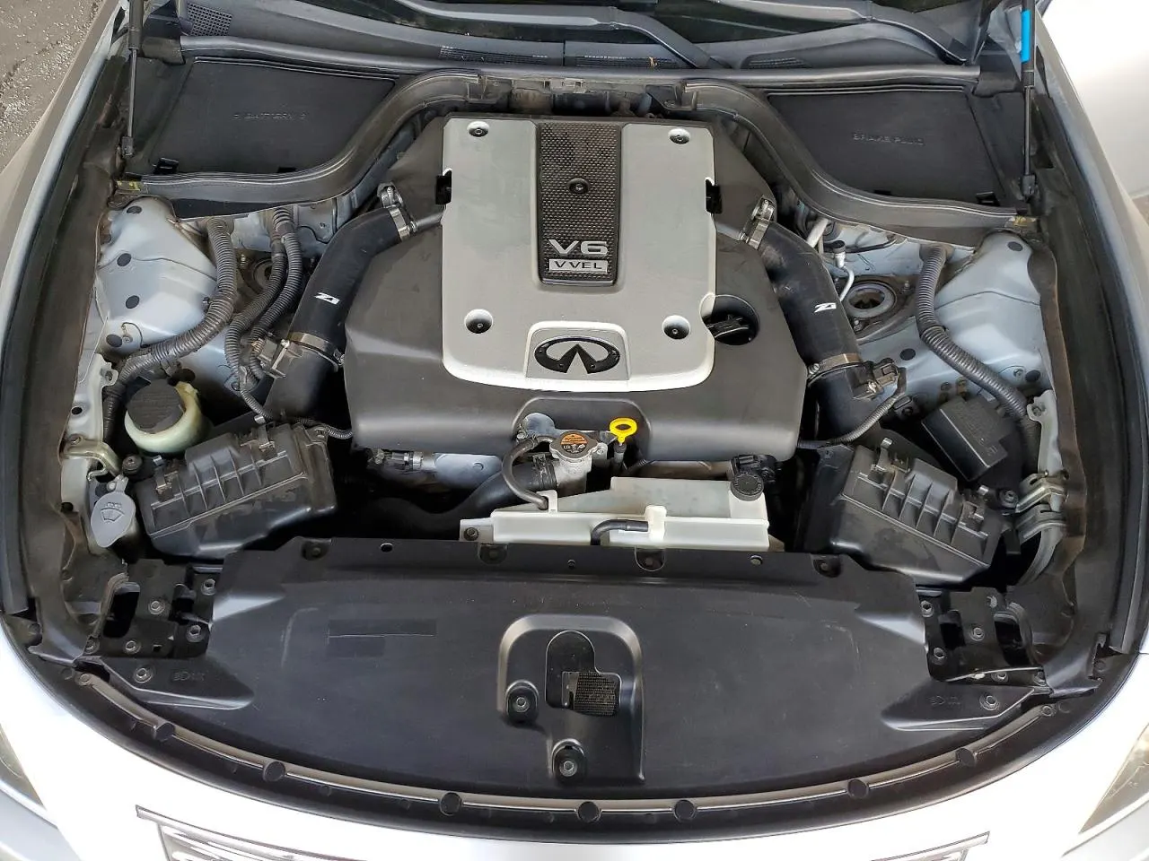 2014 INFINITI Q60 Convertible