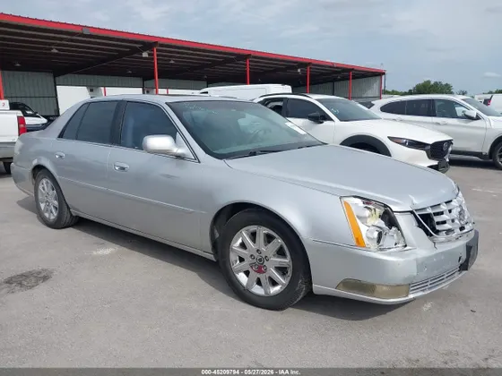 2011 Cadillac DTS Premium Collection